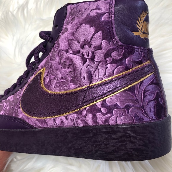 💜💛NWOB NIKE BLAZER MID WOMENS SIZES 7.5 - Picture 2 of 8